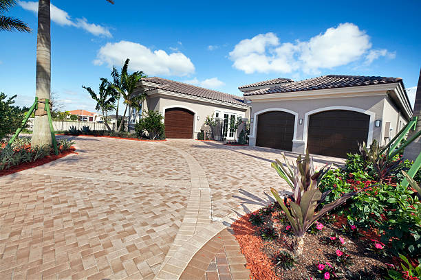 Best Driveway Pavers Near Me  in Tonganoxie, KS